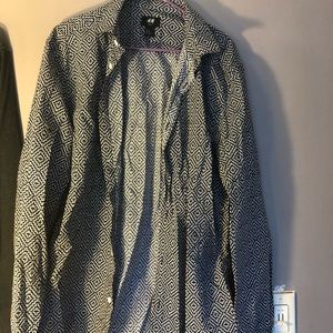 Men’s long sleeve dress shirt